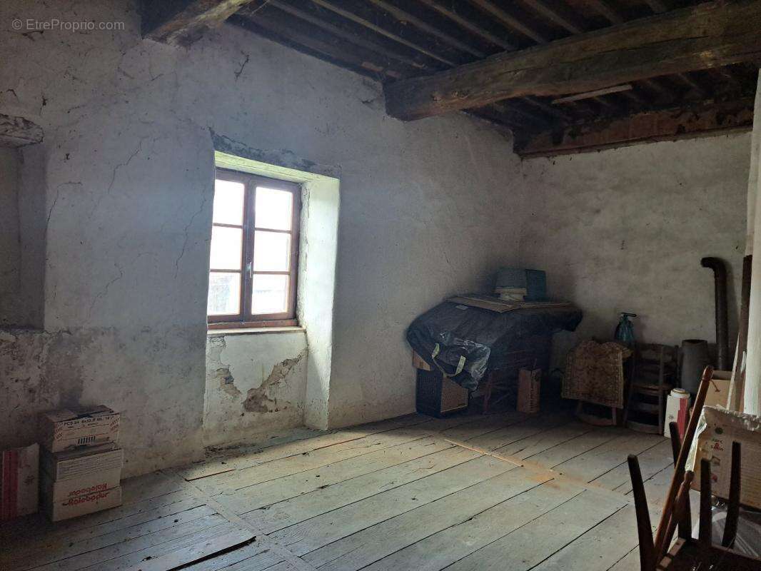 Maison à SAINT-PARDOUX-CORBIER