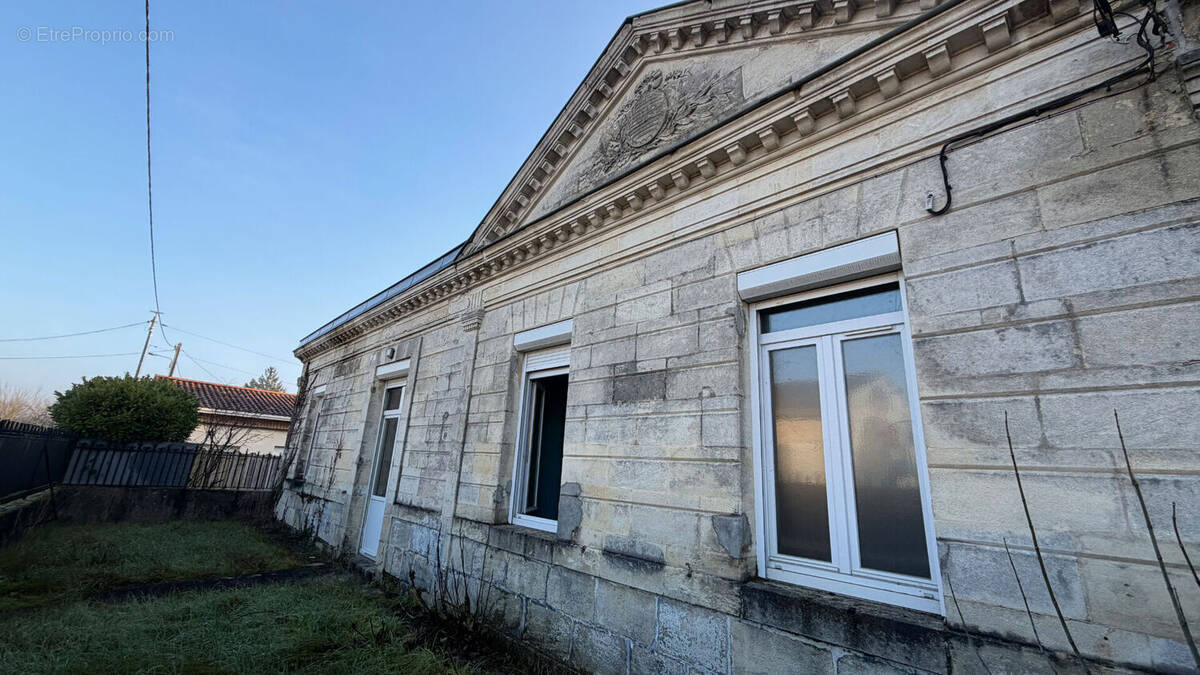 Maison à MARTIGNAS-SUR-JALLE