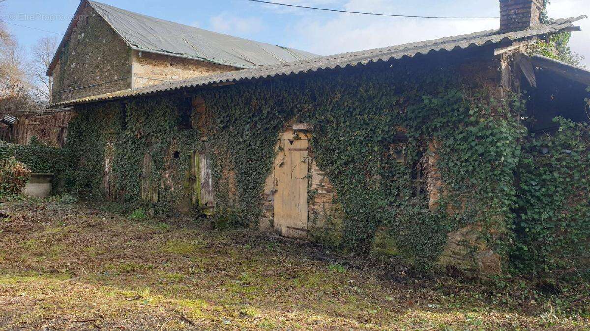 Maison à CHATEAUNEUF-LA-FORET