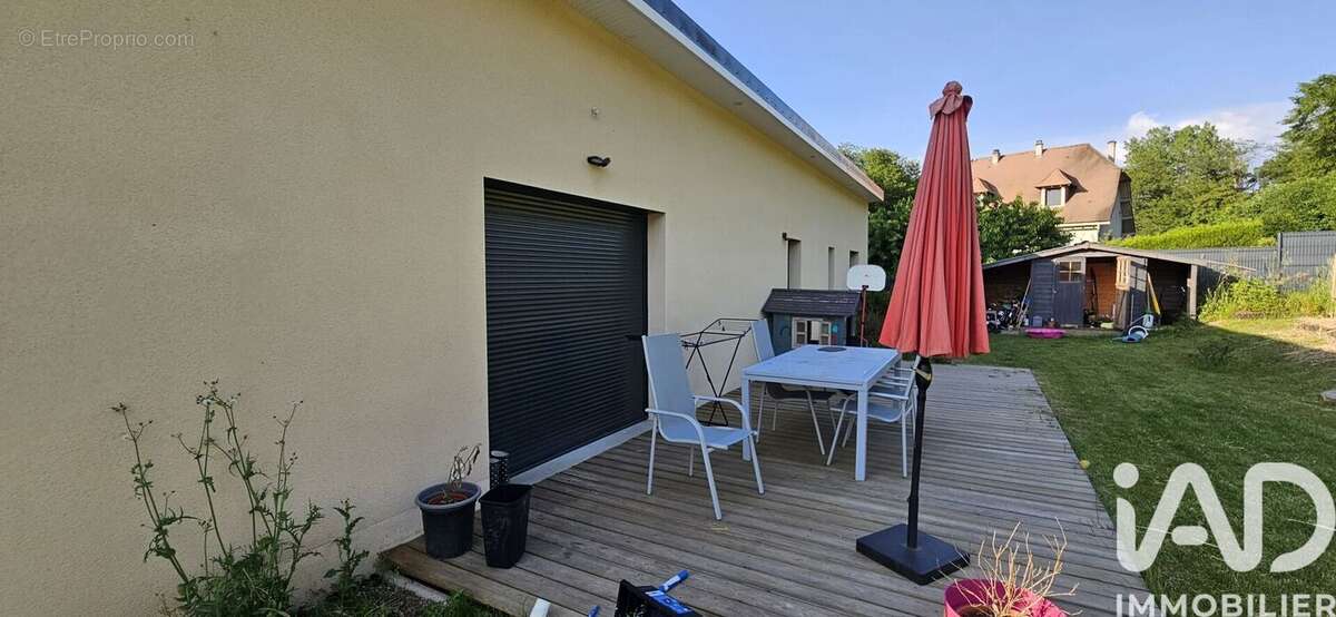 Maison 114 m² à Saint-Bonnet-Avalouze  - photo 2