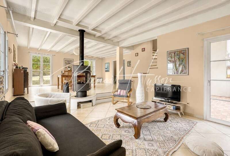 Maison familiale – 188m² – 5 chambres – jardin de plus de 3800m² - photo 4