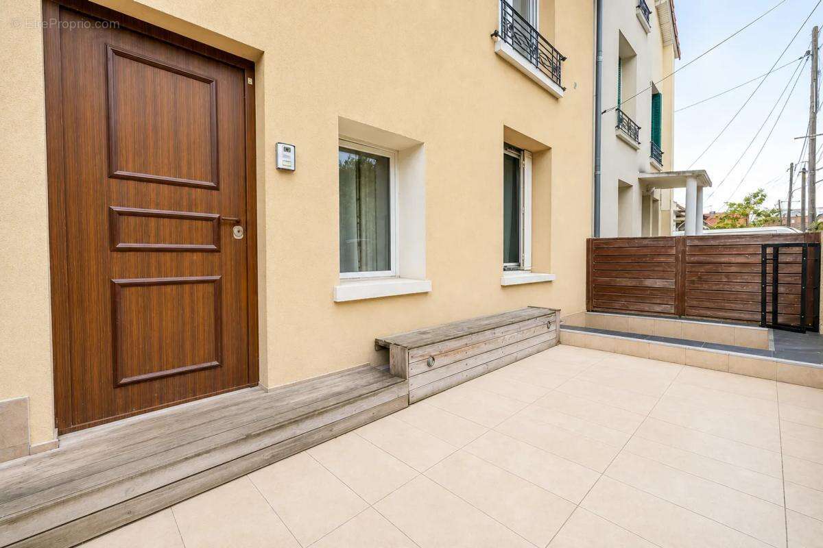 Appartement T3 rénové avec terrasse, Villeneuve-St-Georges - photo 9