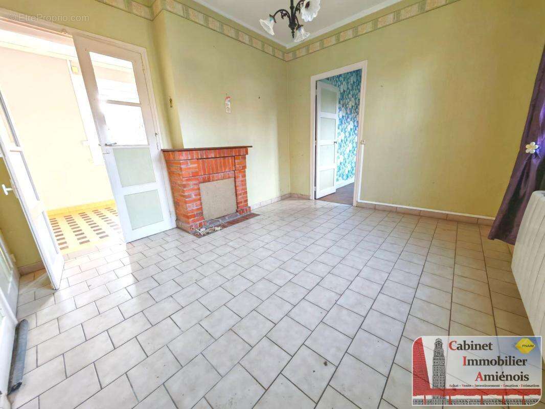 Maison à SAINT-SAUFLIEU