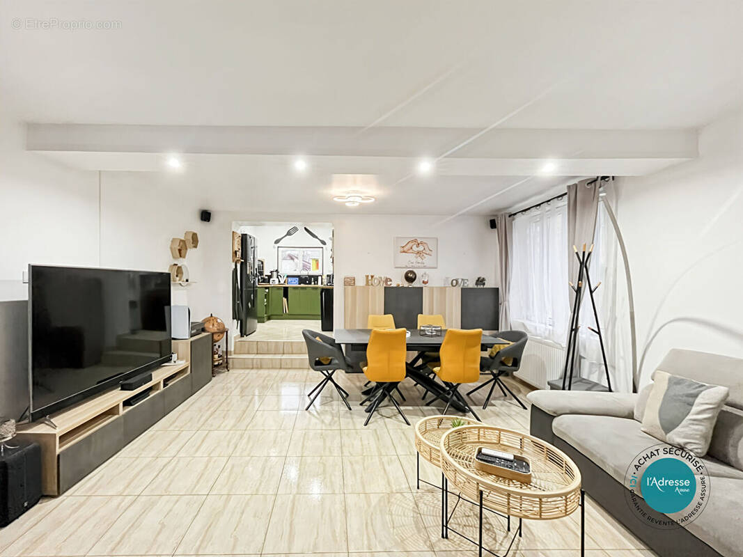 Maison à BALLANCOURT-SUR-ESSONNE