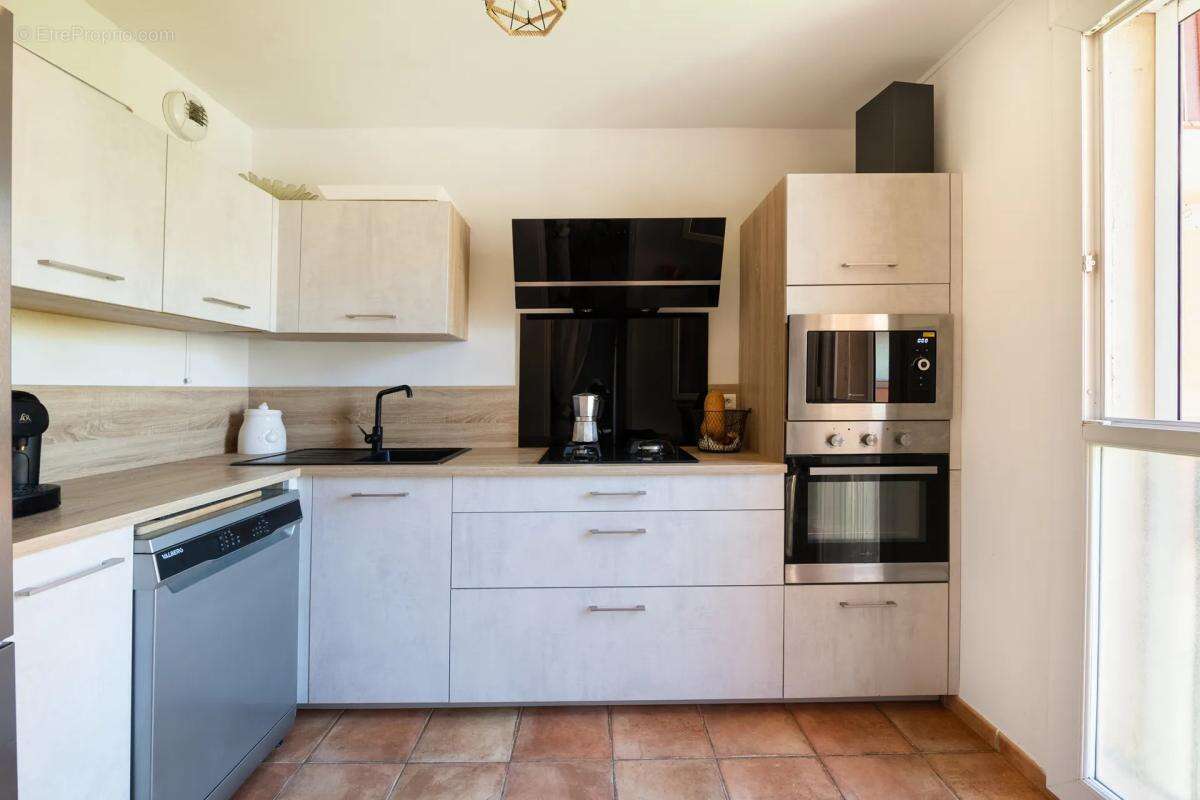 Appartement de 4 pièces de 89 m² à Aubagne - photo 5