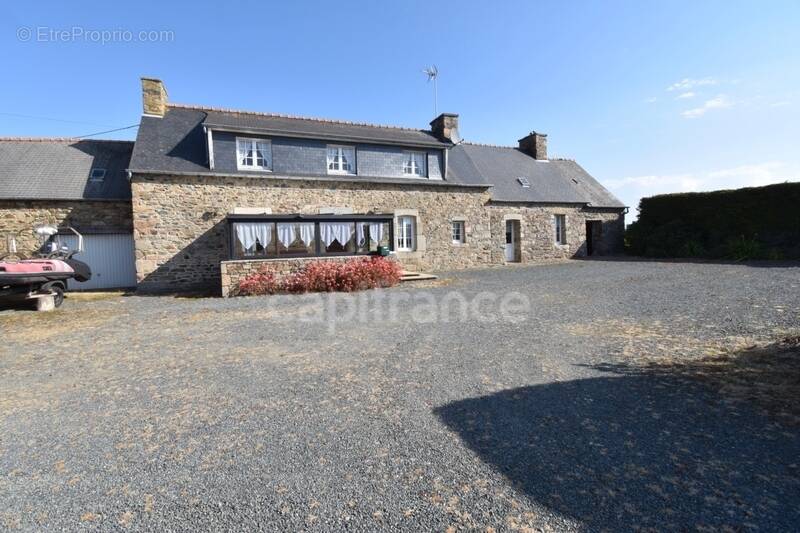 Maison à PLEUMEUR-GAUTIER