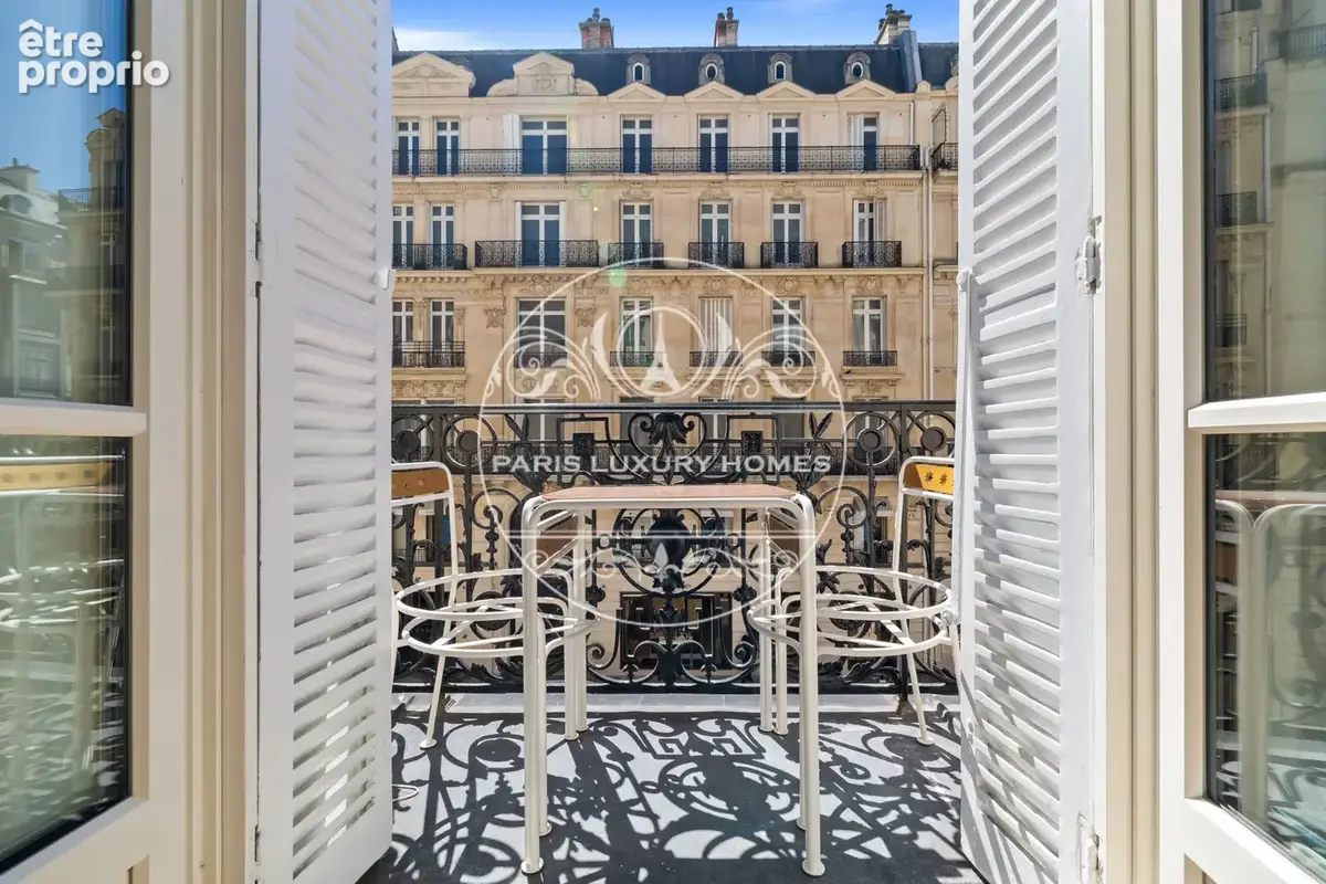 Appartement de prestige dans le Triangle d'Or à Paris 8ème ! - photo 4