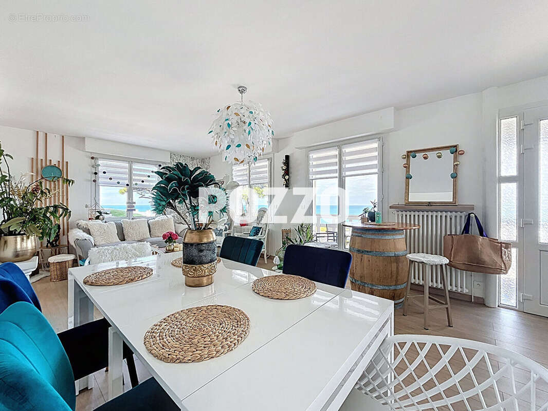 Maison à DONVILLE-LES-BAINS