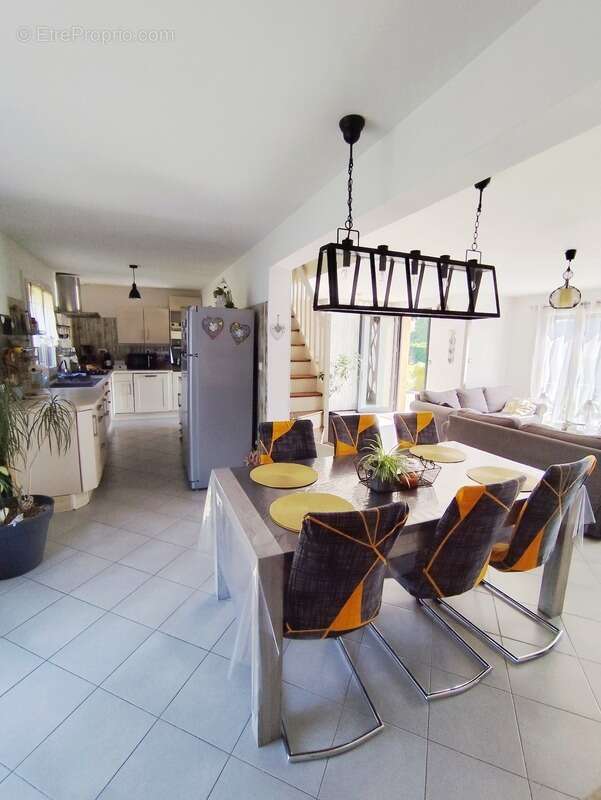 Maison à LA NEUVILLE-DU-BOSC