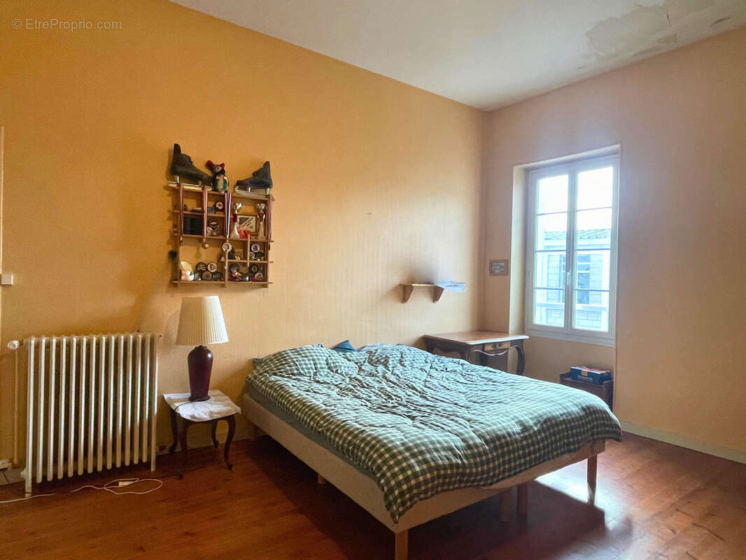 Maison à COGNAC