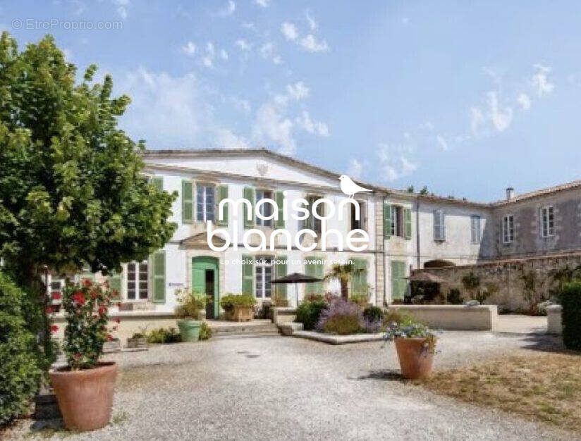 Appartement à SAINT-MARTIN-DE-RE