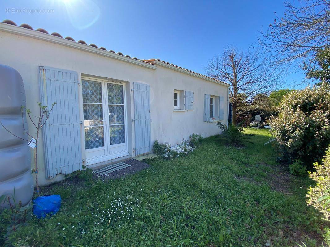 Maison à LES MATHES