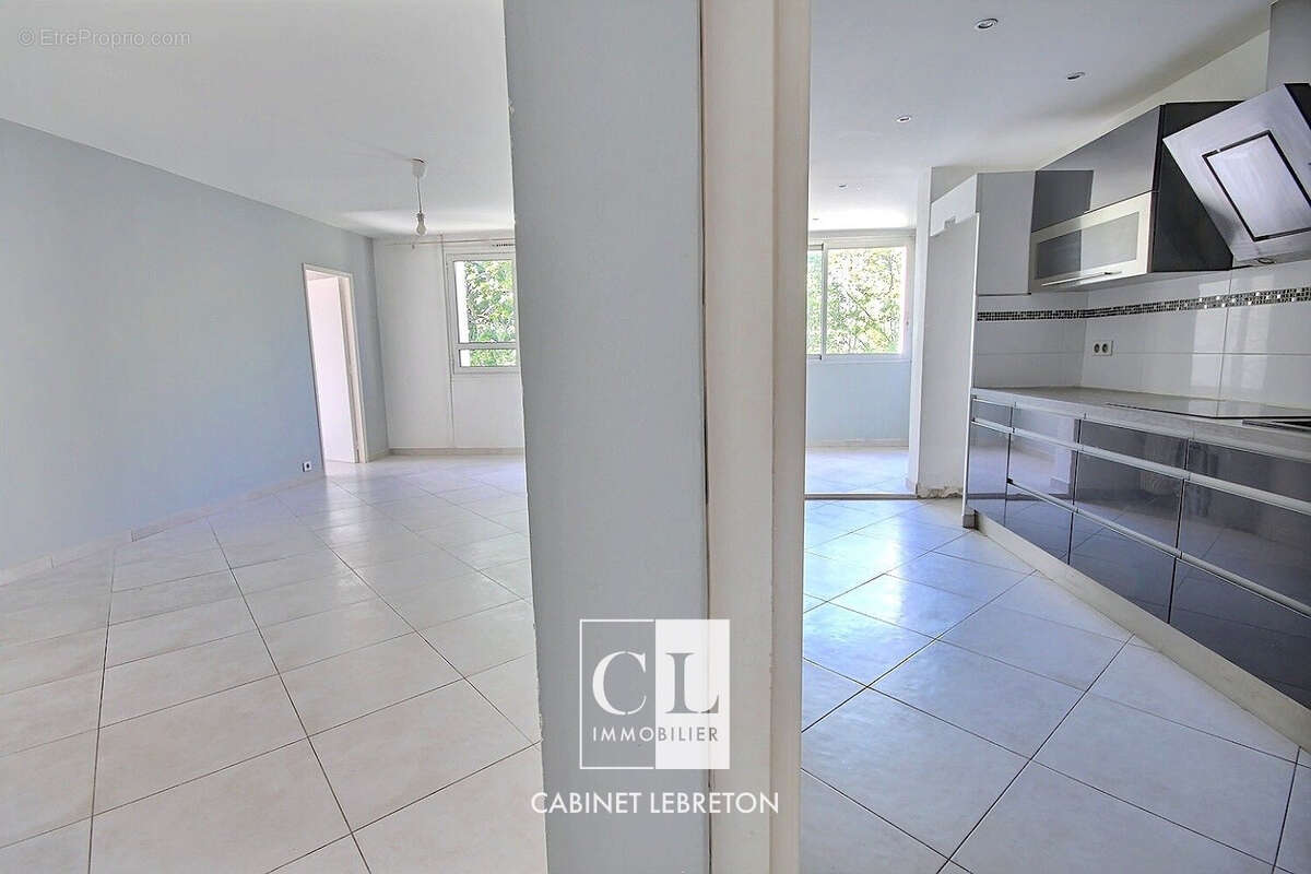 Appartement à MARSEILLE-10E