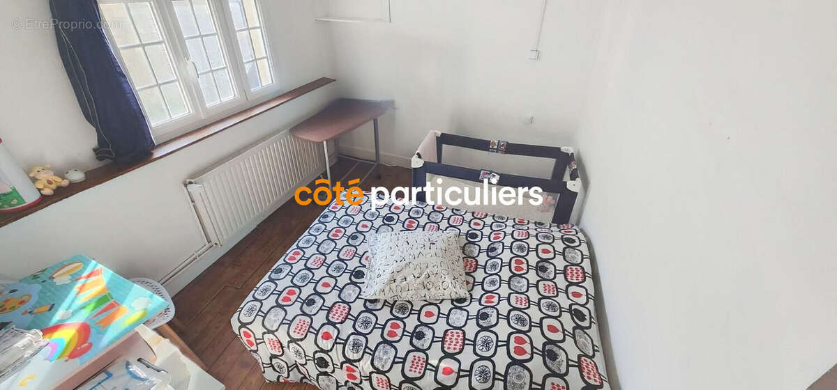 Maison à MEZIDON-CANON