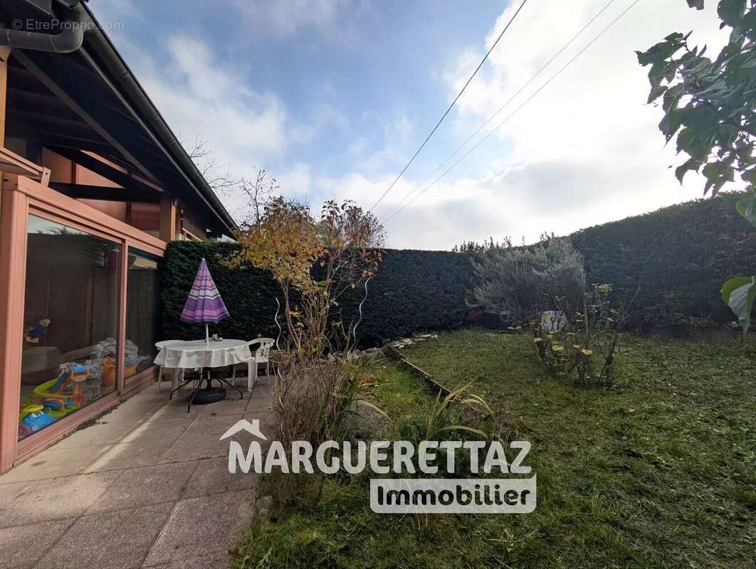 Appartement à REIGNIER