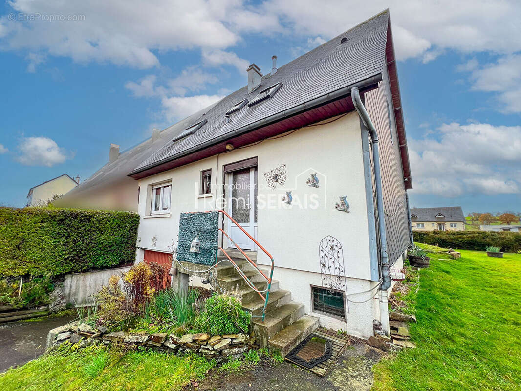 Maison à CONDE-SUR-NOIREAU