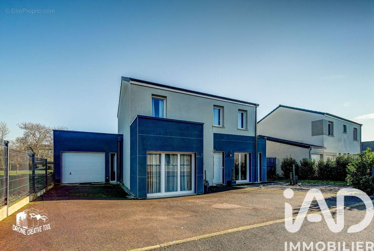 Photo 1 - Maison à PONTPIERRE