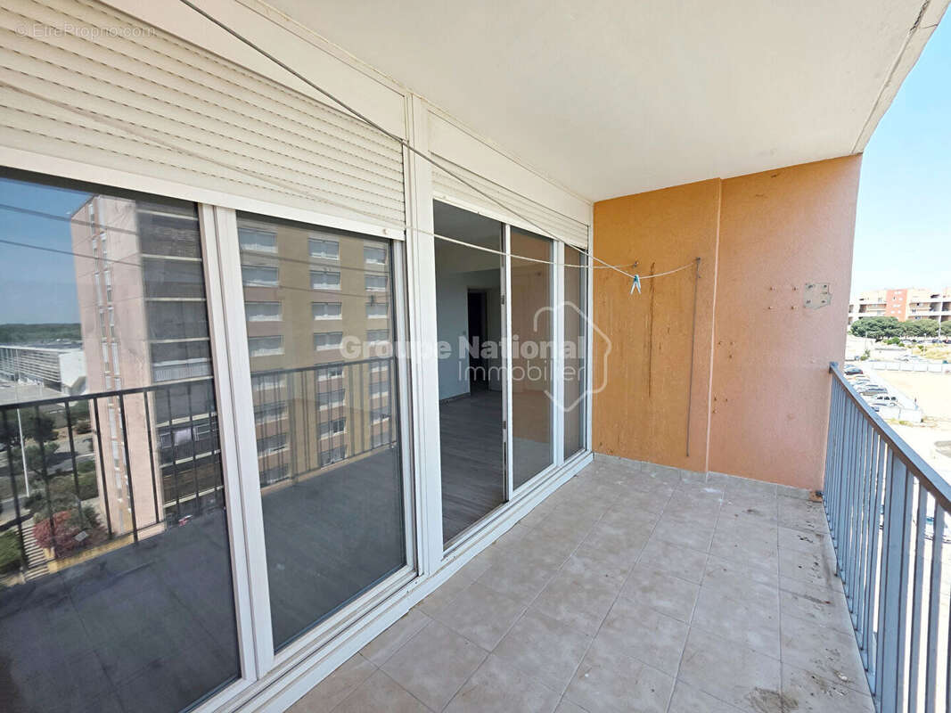 Appartement T5 de 96 m² avec terrasse, ascenseur et cave, Miramas - photo 8