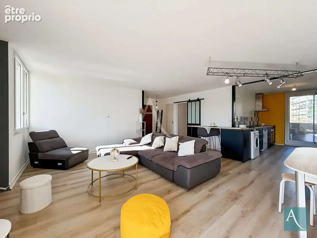 Appartement à ARPAJON