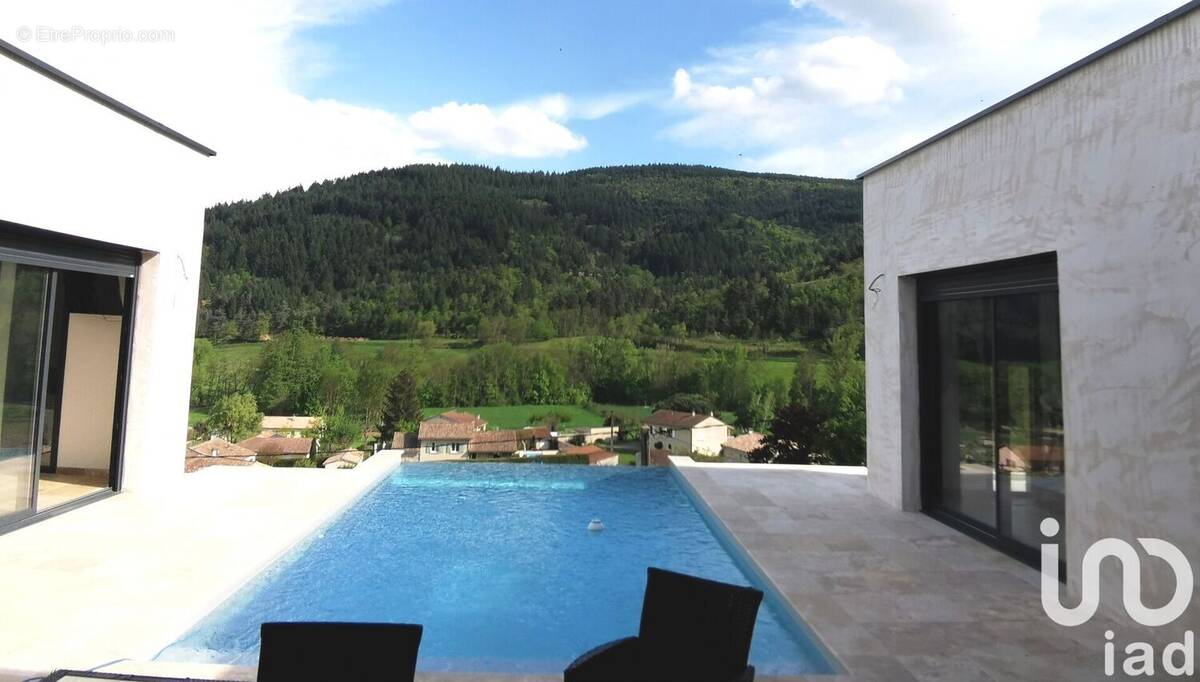 Photo 1 - Maison à VILLEVOCANCE