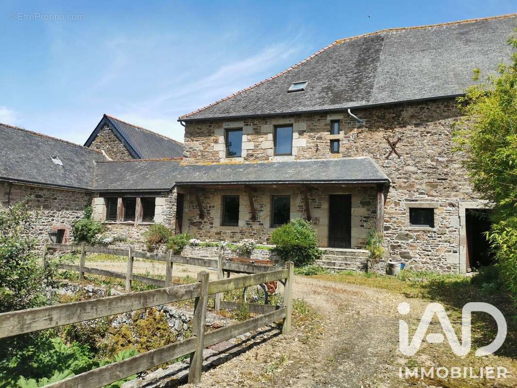 Photo 2 - Maison à QUEMPER-GUEZENNEC