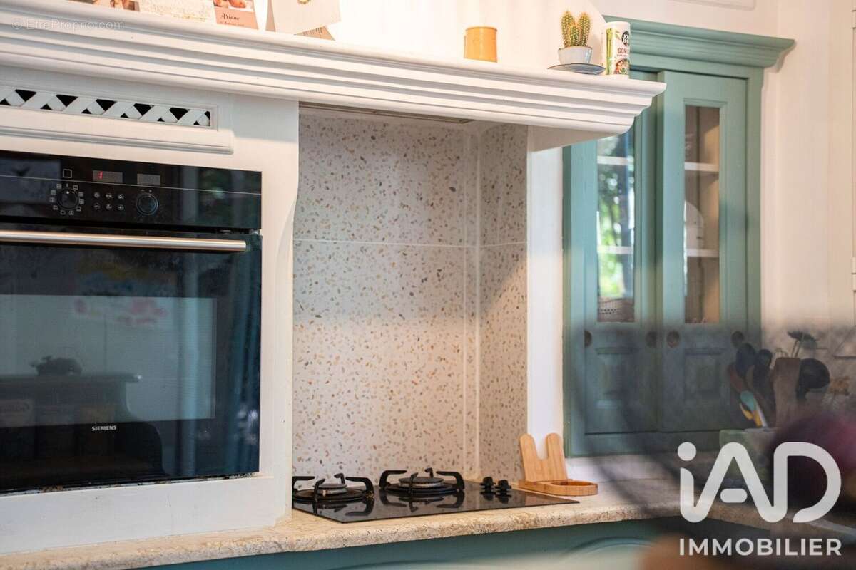 Maison 80 m² à Venelles  - photo 8