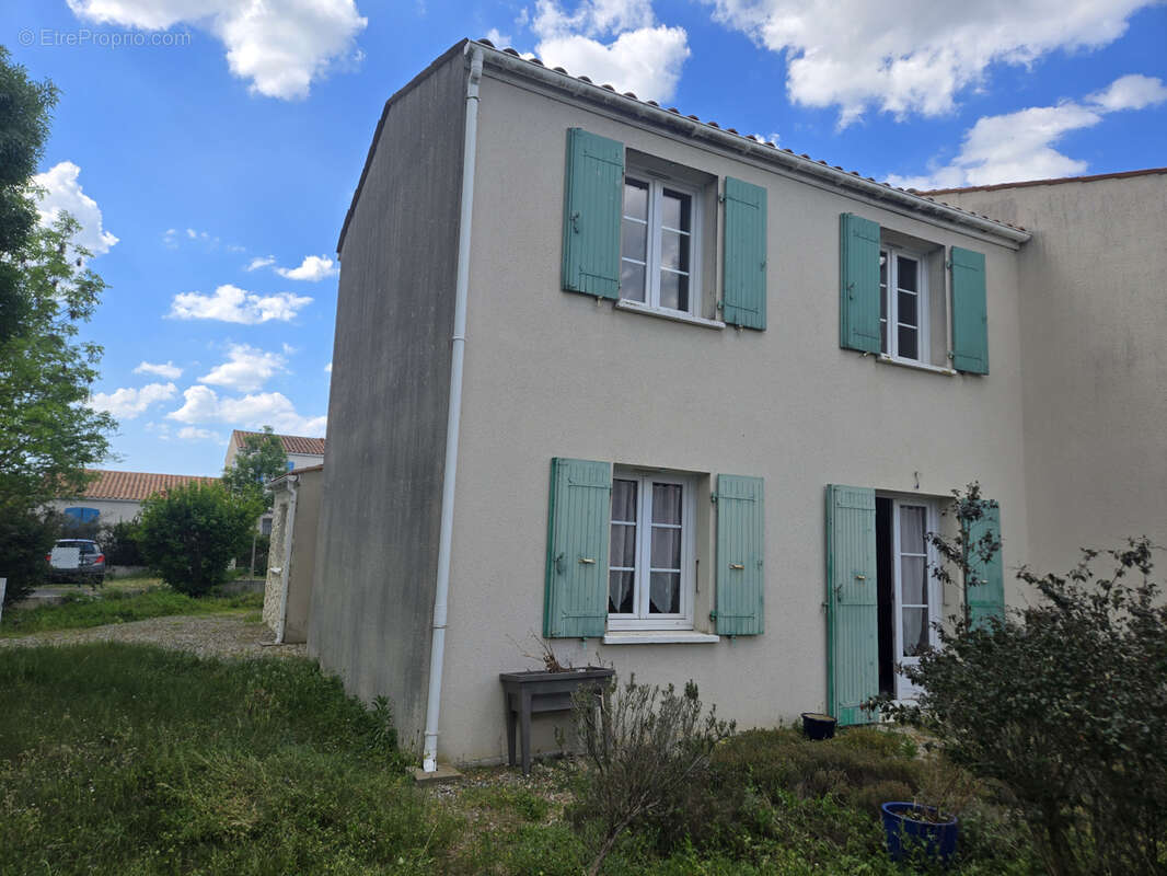 Maison à ROCHEFORT
