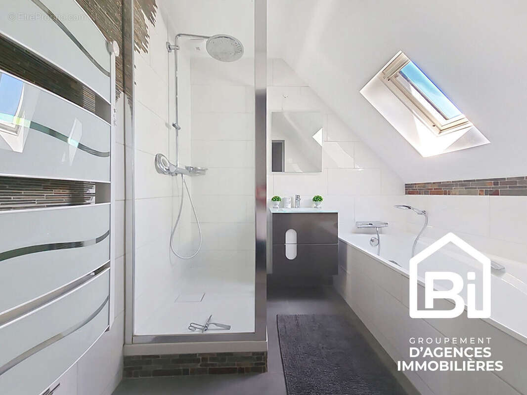 VILLERVILLE - Maison 5 chambres avec prestations hauts de gammes - photo 18