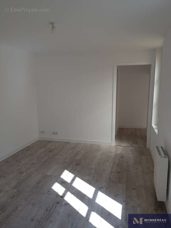 Appartement à BARBEZIEUX-SAINT-HILAIRE