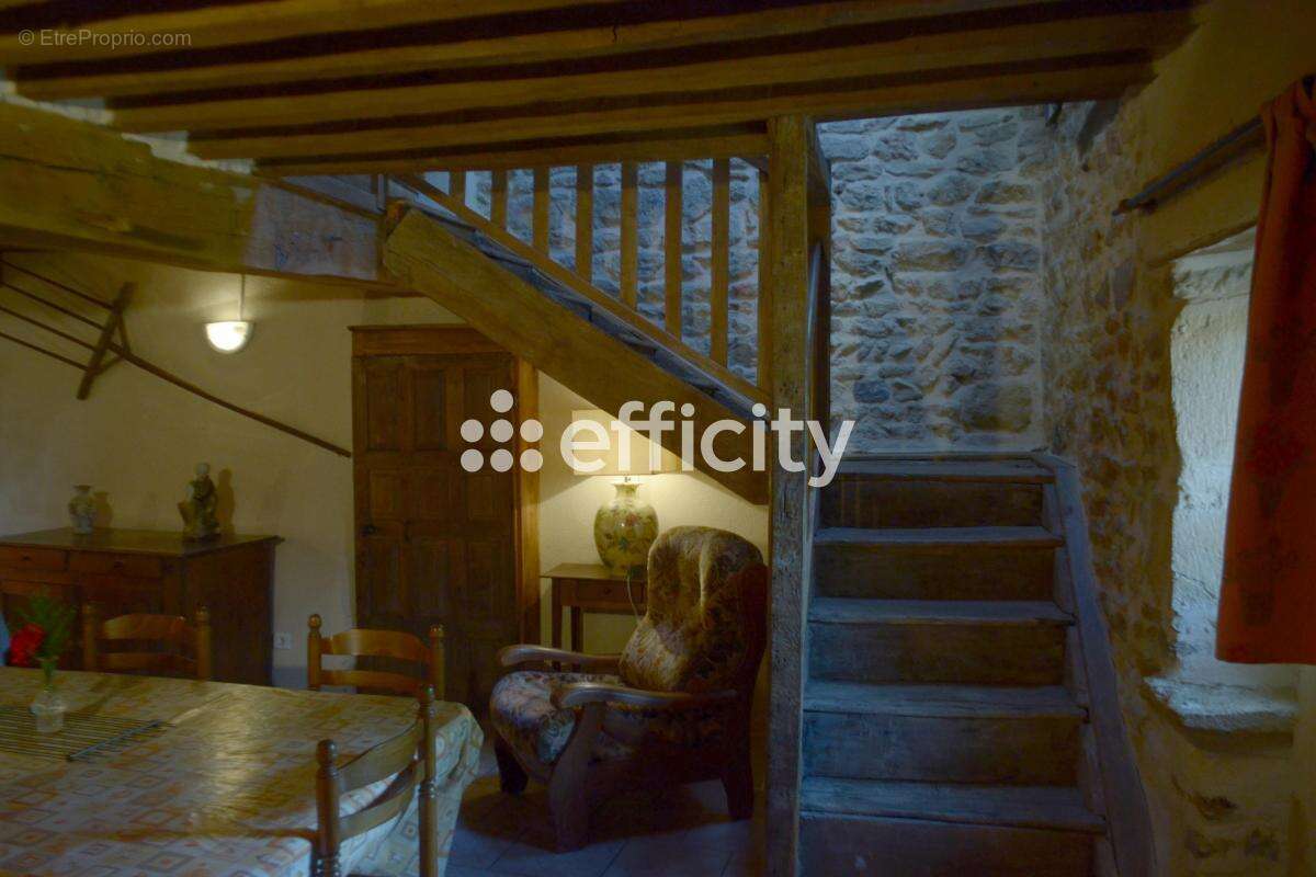 Locaux/Biens immobiliers - photo 9