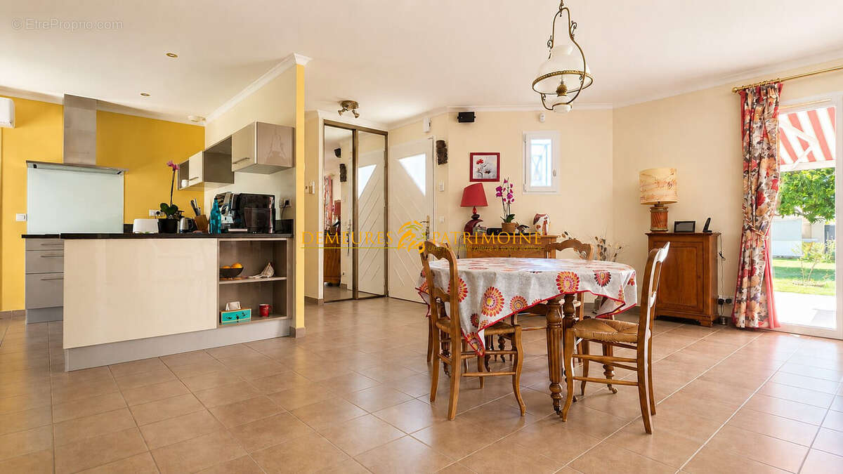 Maison à SAINT-YRIEIX-SUR-CHARENTE