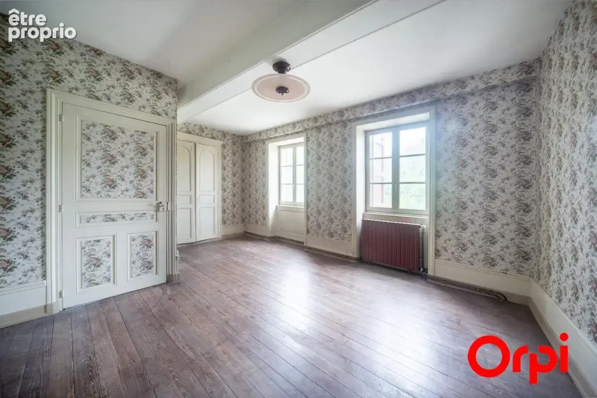 Maison de caractère du XIXe siècle avec nombreuses dépendances et fort potentiel d’aménagement - photo 9