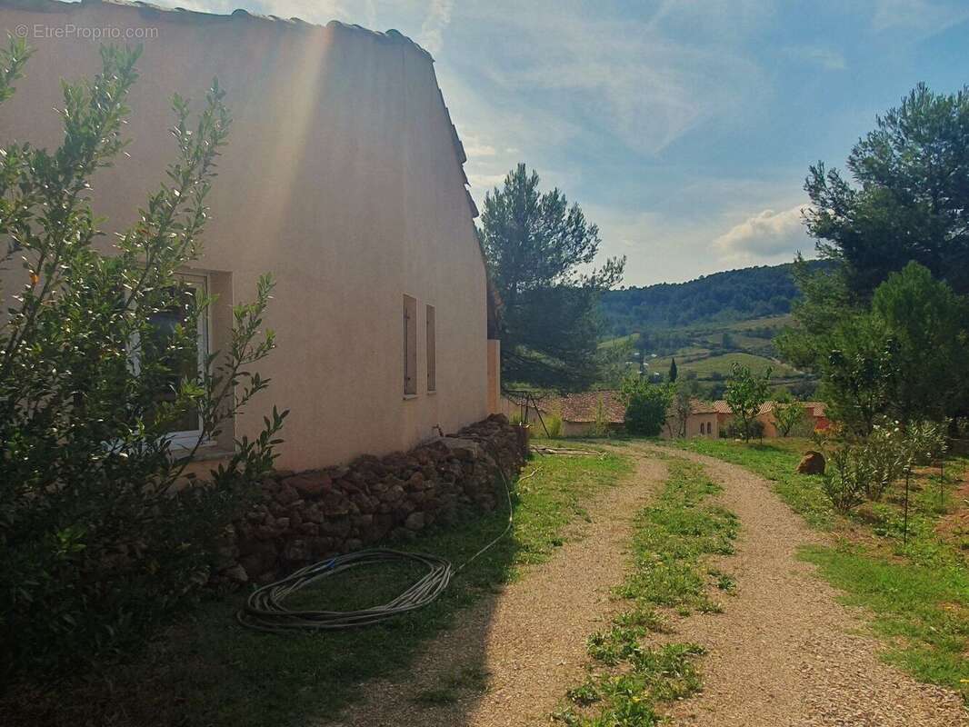 Photo 7 - Maison à PRADES-SUR-VERNAZOBRE