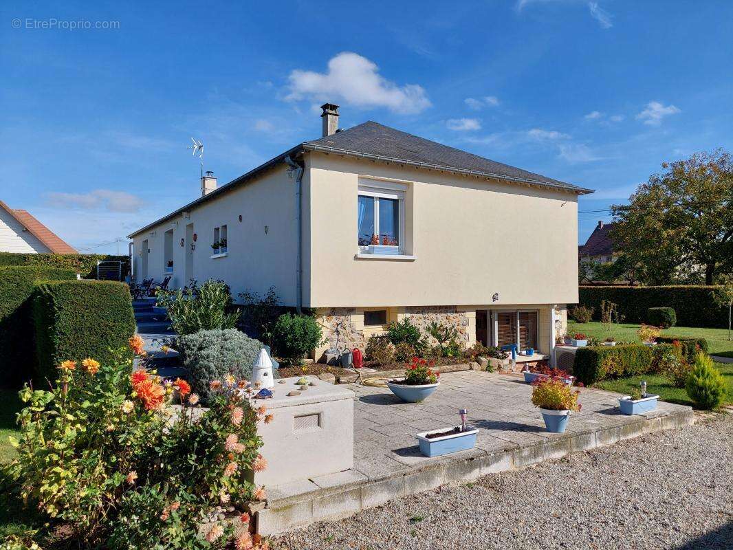 Maison à TILLEUL-DAME-AGNES