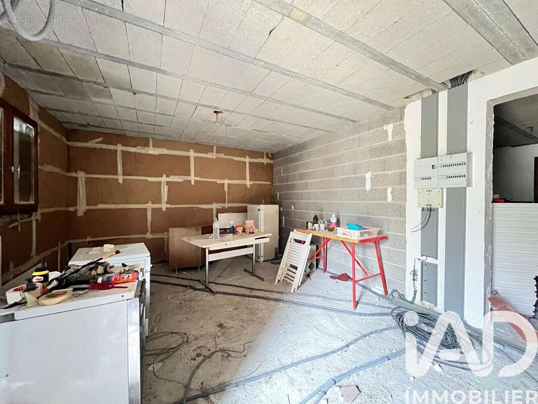 Maison 200 m² à Foucherolles  - photo 2