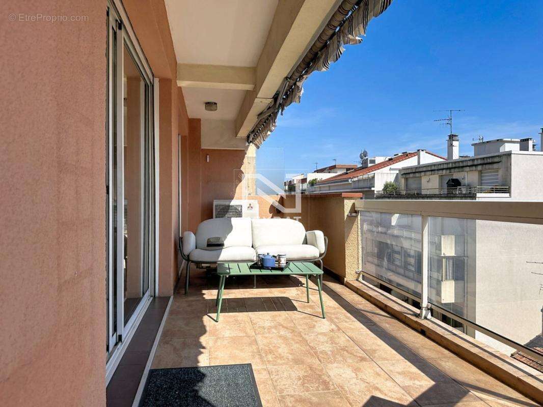 Appartement à SAINT-RAPHAEL