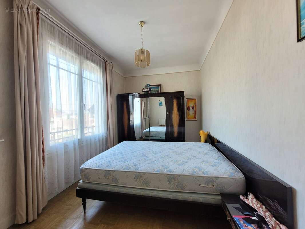 Maison à GOUSSAINVILLE