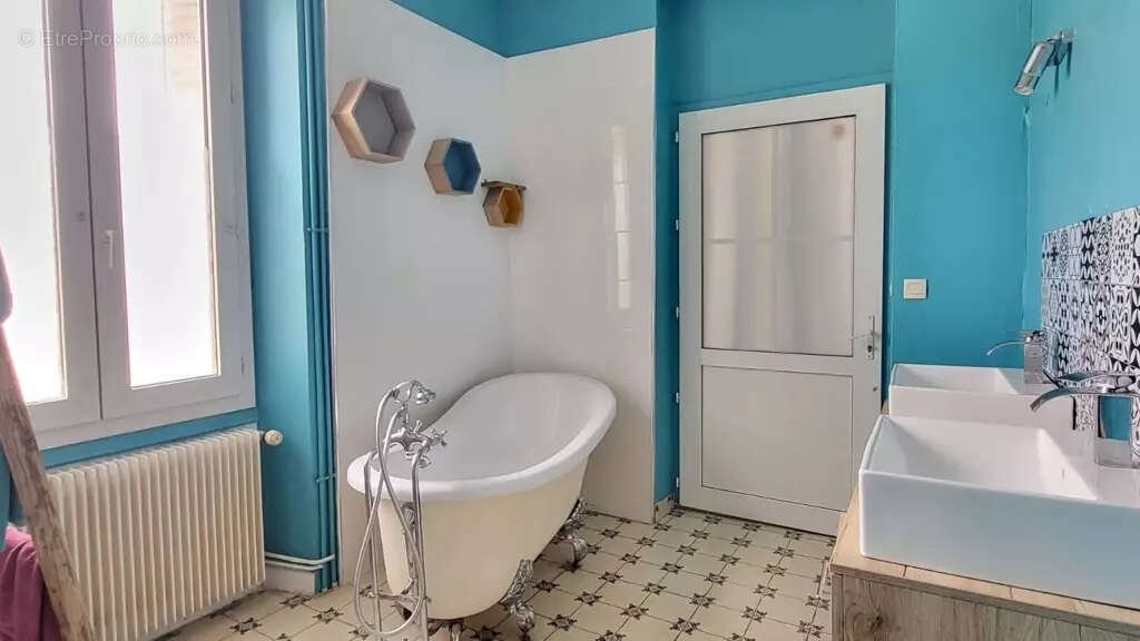 Maison à BAILLEAU-ARMENONVILLE