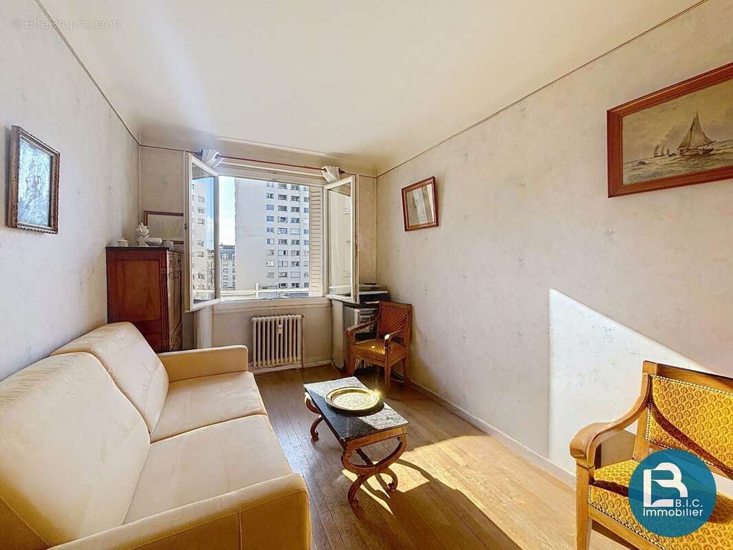 Appartement à LYON-6E