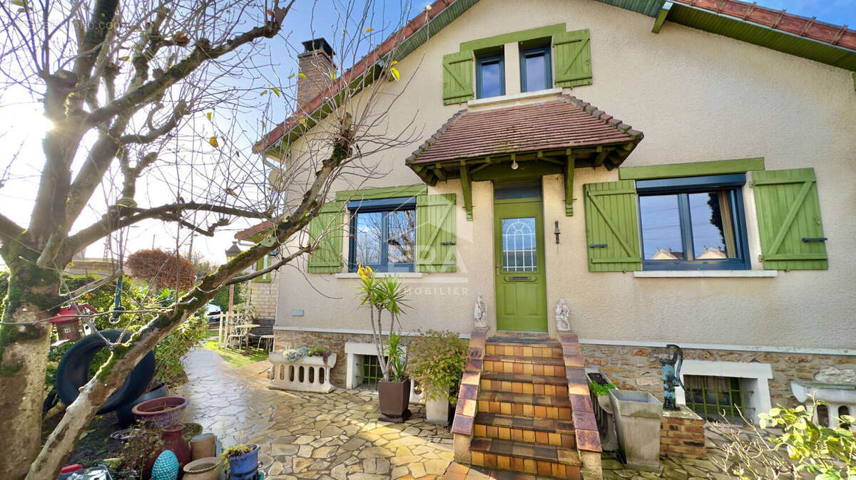 Maison à ATHIS-MONS