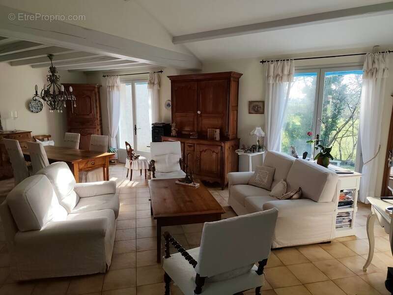 Maison à LA COURONNE