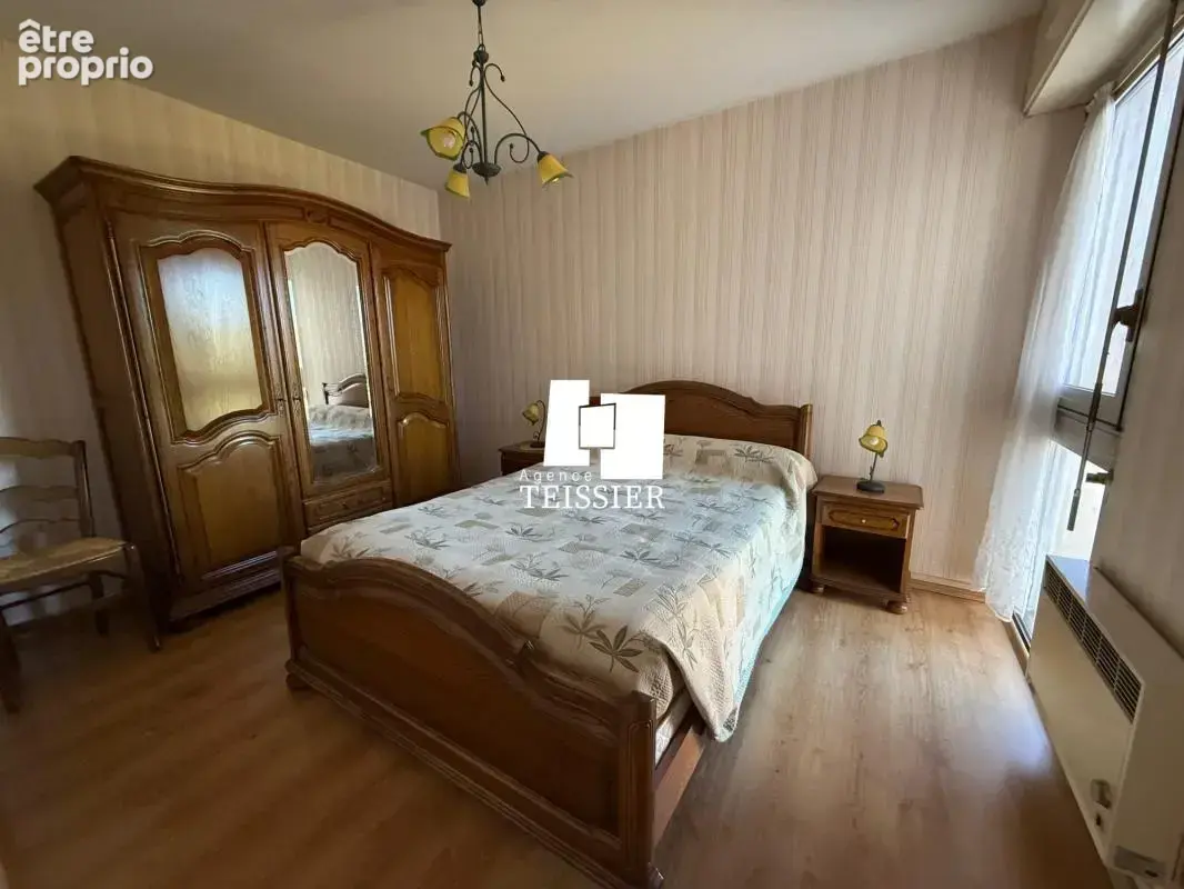 Exclusivité : 07140 Les Vans appartement avec terrasse - photo 9