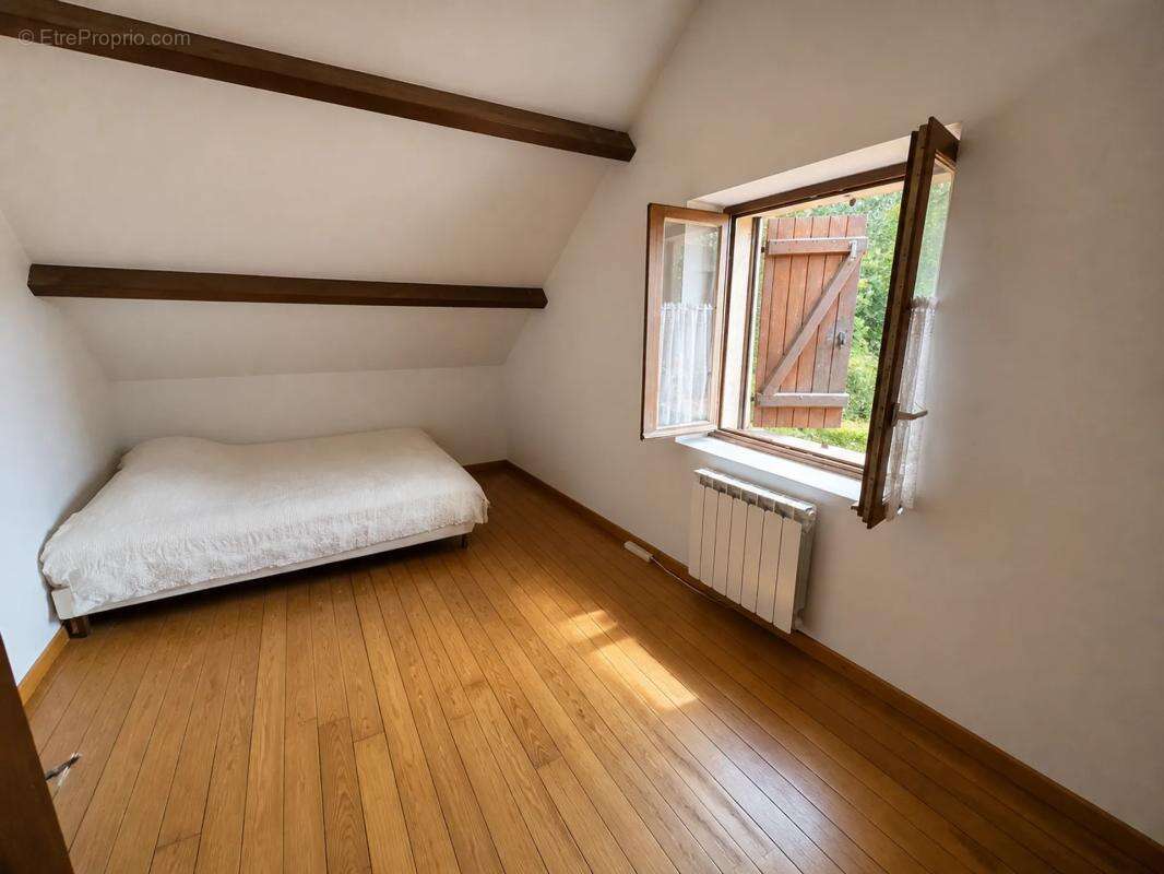 Maison de 4 pièces de 92 m² à Lamothe-Fénelon - photo 6