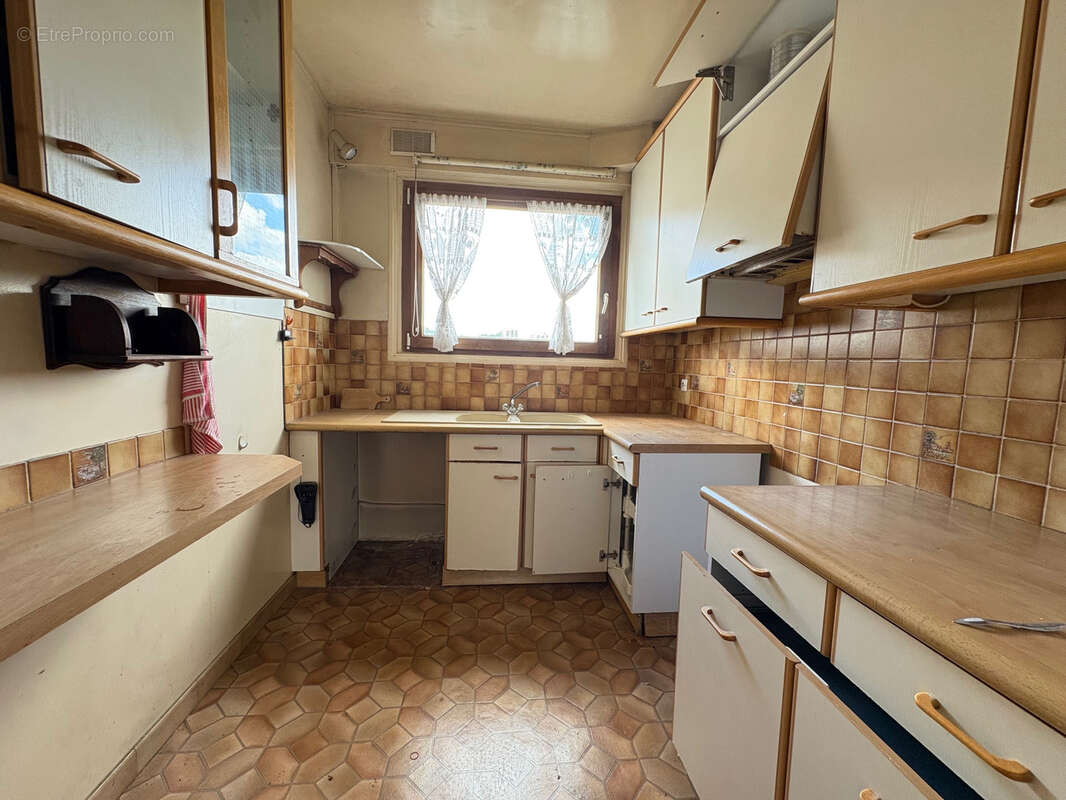 Appartement à LE PLESSIS-ROBINSON