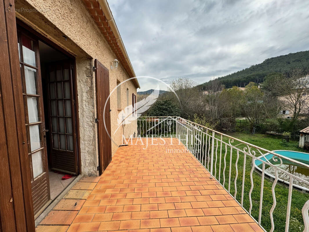 Maison à rénover de 150 m2, terrain au calme de 1872 m2 - photo 14