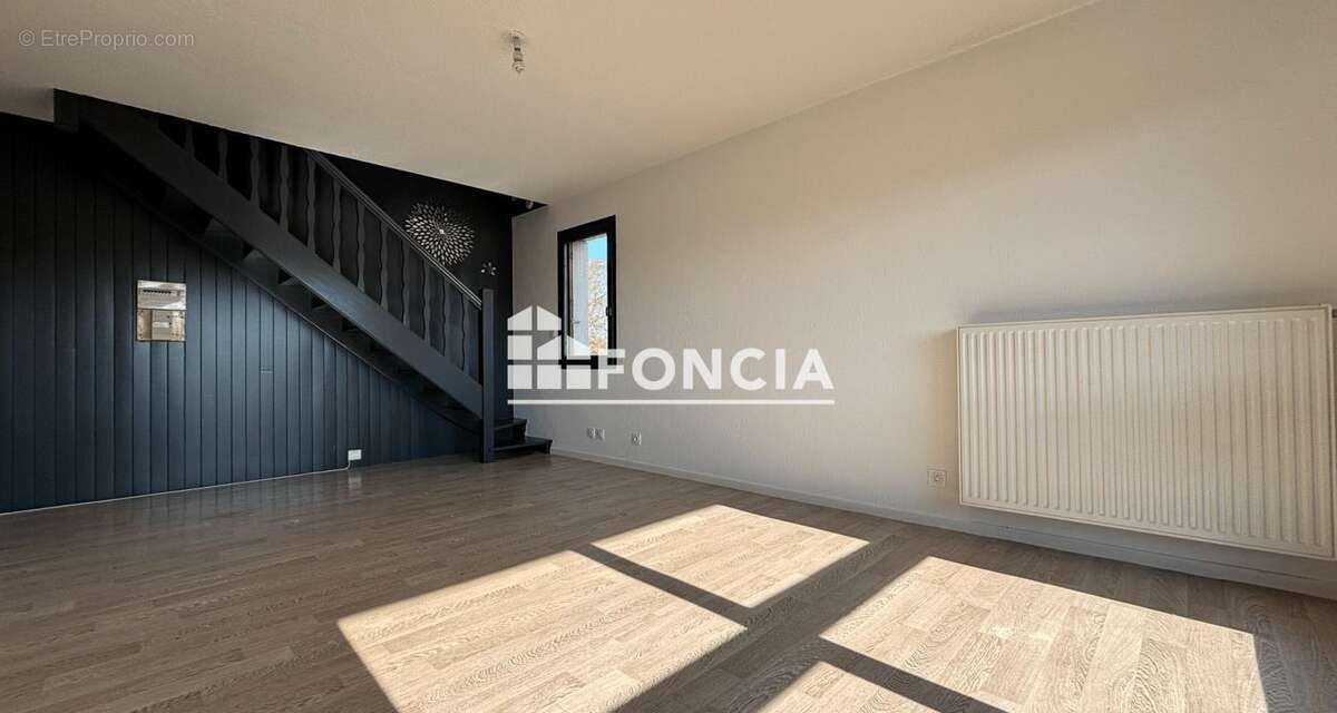 Appartement à SAINT-PIERRE-DU-MONT