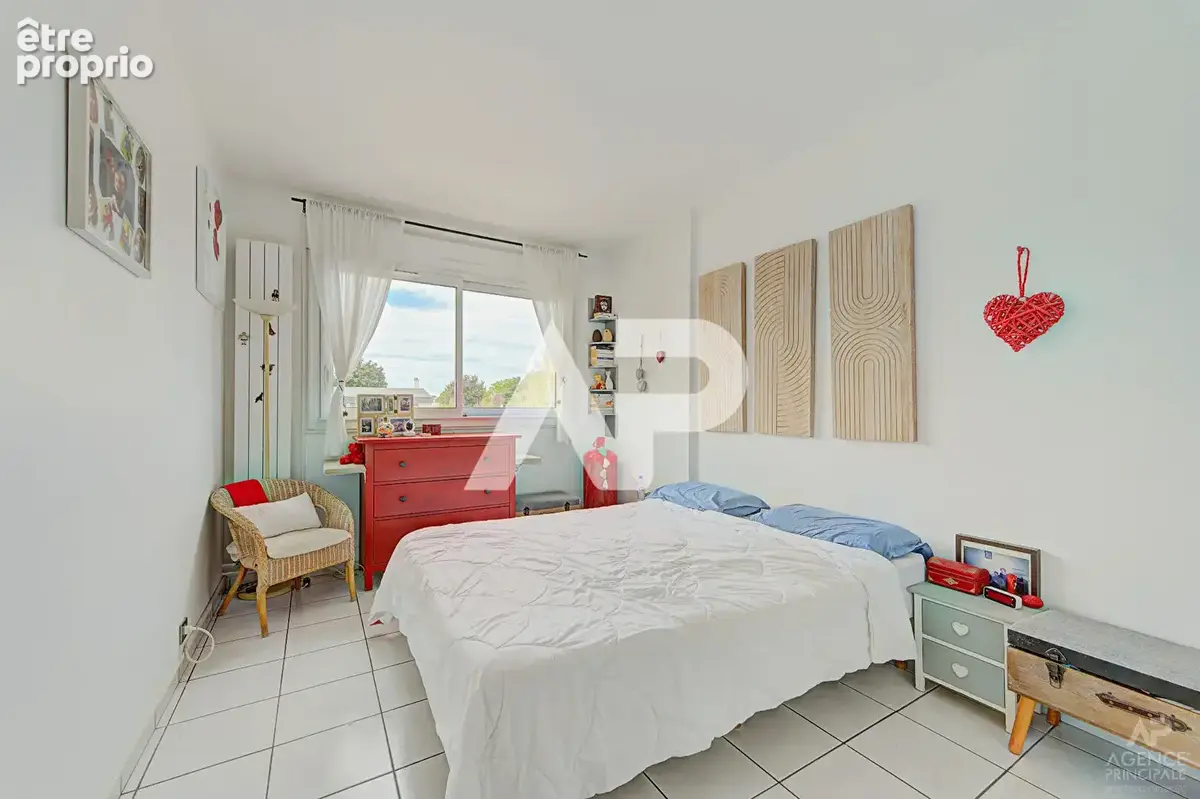 Appartement Rueil Malmaison 3 pièce(s) 93.39 m2 - photo 5