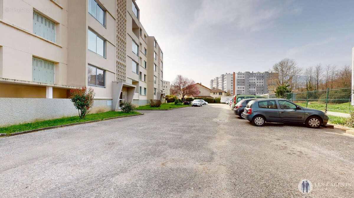 Appartement Saint Martin D Heres 4 pièce(s) 67m2 - photo 5