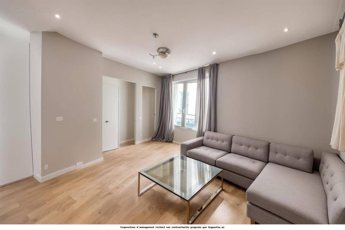 Appartement à PARIS-18E