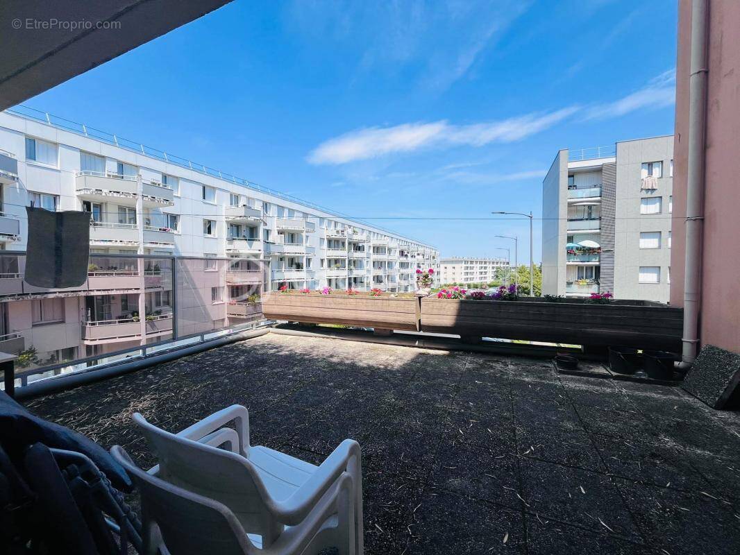 Appartement T3 de 78 m² avec terrasse, parking privatif et local de stockage - photo 1